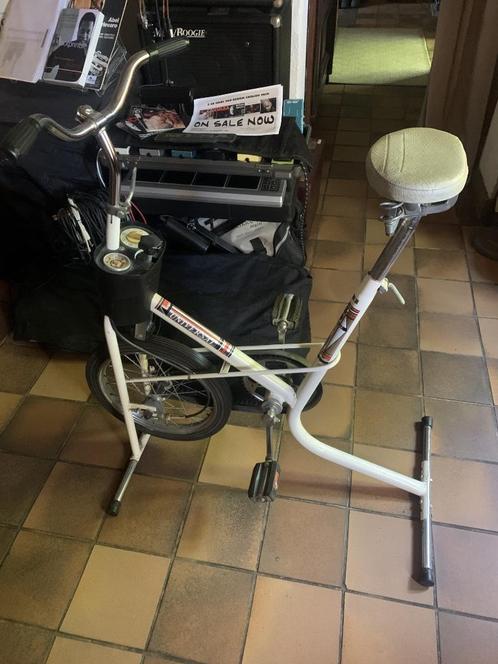 Retro vintage hometrainer, Sport en Fitness, Fitnessapparatuur, Hometrainer, Ophalen