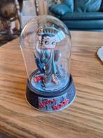 Betty Boop globe Liberty Edition Limited, Collections, Statues & Figurines, Comme neuf, Humain, Enlèvement ou Envoi