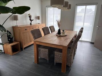 Eettafel teak + 6 stoelen metaal/bananenblad beschikbaar voor biedingen