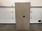 (142) Metalen 2 deuren kast met legplanken, Enlèvement, Comme neuf