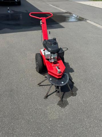 onkruidborstelmachine benzine beschikbaar voor biedingen