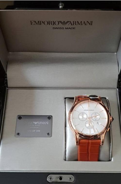 Montre armani suisse made édition limitée neuf, Handtassen en Accessoires, Horloges | Dames, Nieuw, Goud, Goud, Ophalen of Verzenden