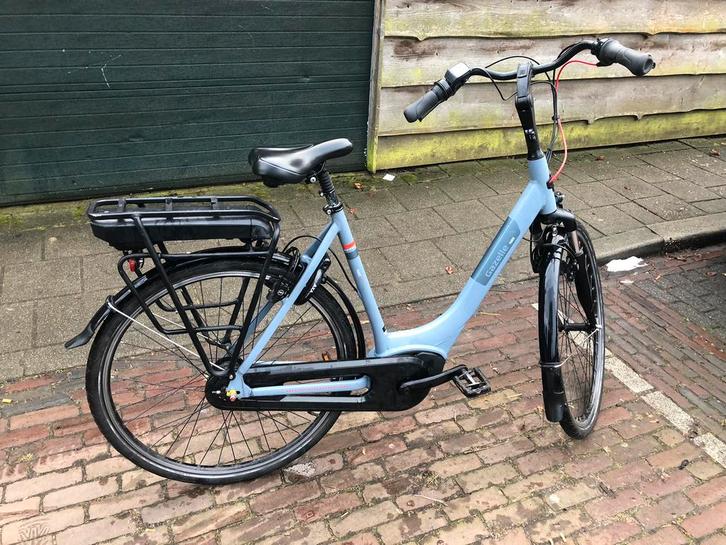 Elektrische damesfiets gazelle paris c7 bosch midden motor, Fietsen en Brommers, Elektrische fietsen, Zo goed als nieuw, Gazelle