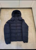 Superdry Pufferjas, Ophalen