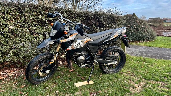 Ksr sm50 / Generic Trigger sm50, Fietsen en Brommers, Brommers | Derbi, Gebruikt, Klasse B (45 km/u), Ophalen