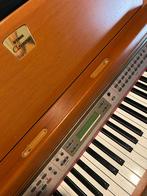 Digitale piano Yamaha Clavinova CLP, Muziek en Instrumenten, Piano's, Ophalen, Zo goed als nieuw, Bruin, Piano