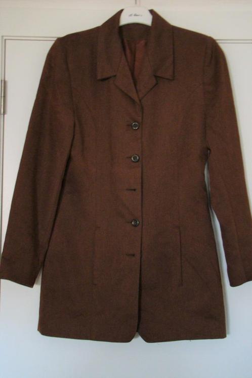 jas dames , getailleerd model  donker bruin Yessica  m36 m38, Kleding | Dames, Jasjes, Kostuums en Pakken, Zo goed als nieuw, Jasje