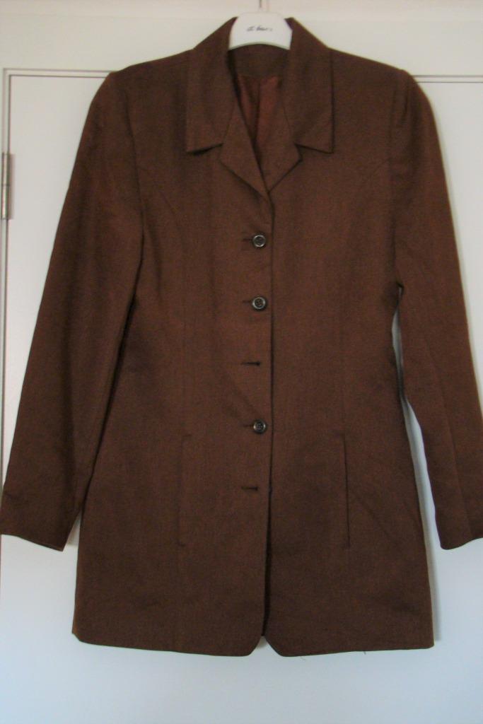 jas dames , getailleerd model  donker bruin Yessica  m36 m38, Kleding | Dames, Jasjes, Kostuums en Pakken, Zo goed als nieuw, Jasje