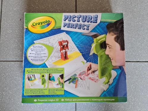 Crayola Picture Perfect - Tekenprojector, Kinderen en Baby's, Speelgoed | Educatief en Creatief, Zo goed als nieuw, Knutselen