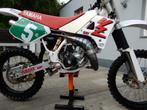 Yamaha YZ 125, Motoren