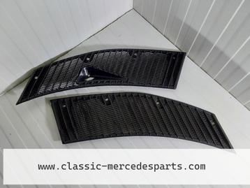 Paravaan Mercedes W123 zwart beschikbaar voor biedingen