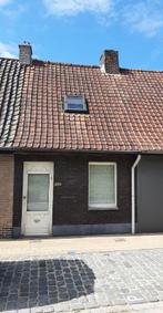 Huis te koop in Kortrijk, 2 slpks, Vrijstaande woning, 438 kWh/m²/jaar, 100 m², 2 kamers
