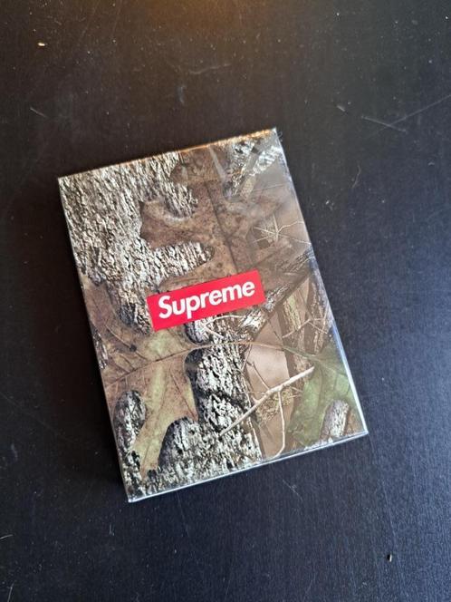 Supreme Camo Playing Cards - SS25 Week 7, Verzamelen, Speelkaarten, Jokers en Kwartetten, Speelkaart(en), Ophalen of Verzenden