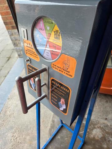 Machine de force  beschikbaar voor biedingen