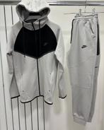 Training Nike tech - size : S - M - L - XL - XXL, Kleding | Heren, Overige Herenkleding, Ophalen of Verzenden, Nieuw, Nike