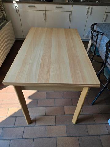 Beuken tafel  beschikbaar voor biedingen