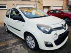 RENAULT TWINGO 1.2i 95000KM 2013 BASIS MODEL 3600€, Auto's, Voorwielaandrijving, Wit, Bedrijf, Handgeschakeld