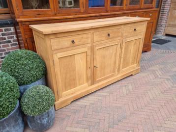 Teak dressoir  beschikbaar voor biedingen