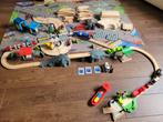 Houten treinbaan, Kinderen en Baby's, Speelgoed | Houten speelgoed, Ophalen