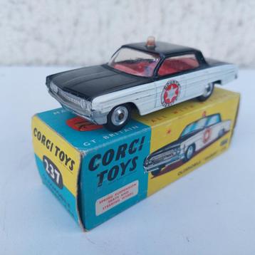CORGI TOYS 237 OLDSMOBILE SHERIFF CAR + ORIGINELE DOOS VGC beschikbaar voor biedingen
