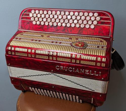 accordeon Crucianelli Do1, 96 bas in uitstekende staat, Musique & Instruments, Accordéons, Utilisé, Accordéon à boutons, 96 basses