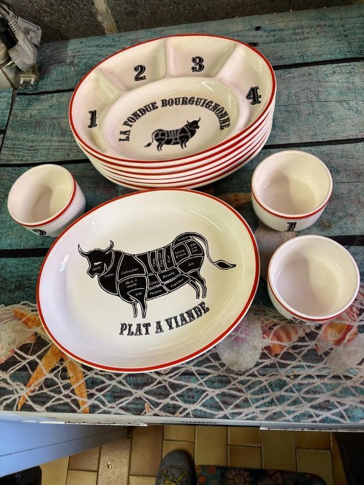 Fondueset Bourguignonne - 11 stuks, Huis en Inrichting, Keuken | Servies, Gebruikt, Compleet servies, Overige stijlen, Keramiek