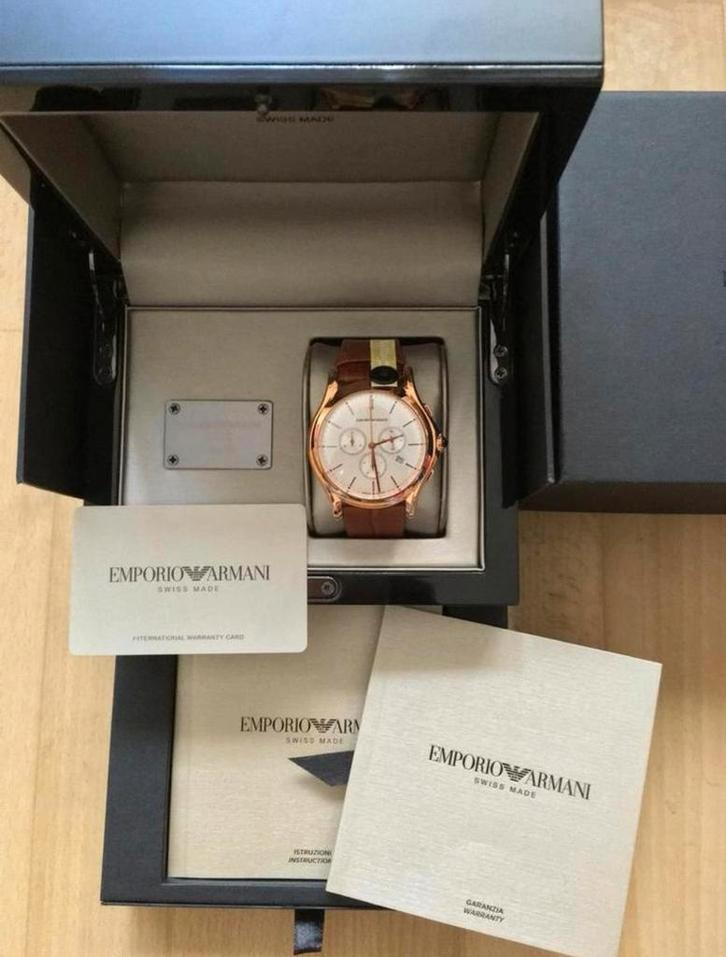 Montre armani suisse made édition limité !, Handtassen en Accessoires, Horloges | Heren, Nieuw, Ophalen of Verzenden