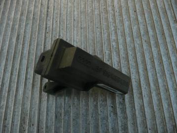 Audi Q7 Antenne 4B0919145B  beschikbaar voor biedingen