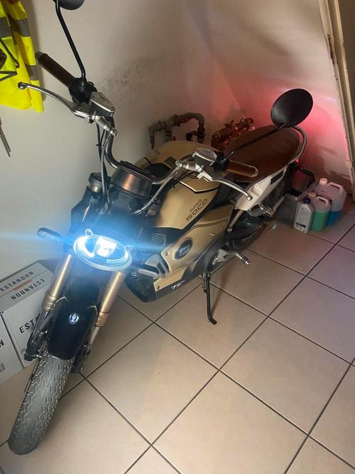 Super Soco TC50 (1ste editie, zeldzaam), Fietsen en Brommers, Brommers | Overige merken, Zo goed als nieuw, Klasse B (45 km/u)