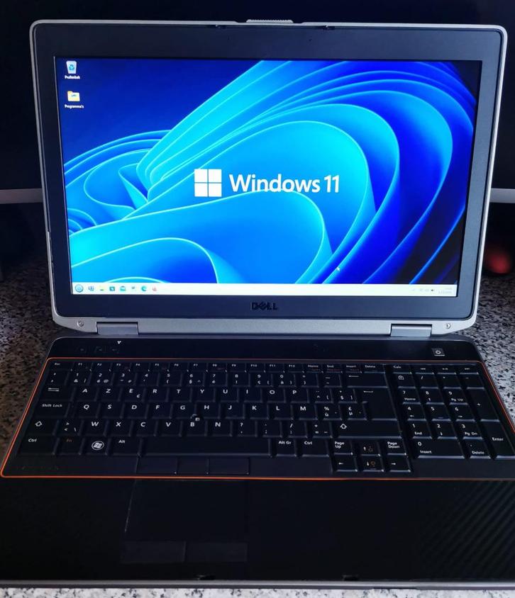 Laptop Dell I 5 met Windows 11, Computers en Software, Windows Laptops, SSD, 4 GB, Azerty, Ophalen