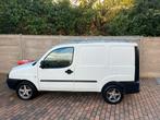 Fiat doblo 1.9d gekeurd voor verkoop 120.000km, Auto's, Bestelwagens en Lichte vracht, Voorwielaandrijving, 4 deurs, Stof, 4 cilinders