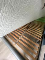 Tweepersoonsbed met matras, Ophalen, Zo goed als nieuw, Tweepersoons, Grijs