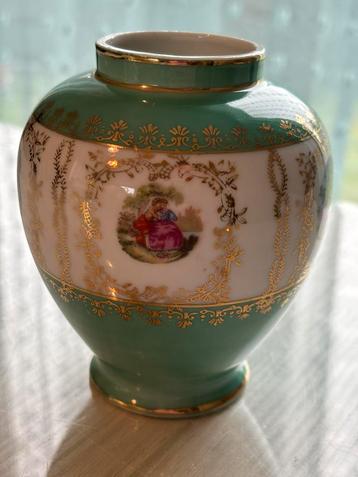 Petit vase porcelaine vintage 