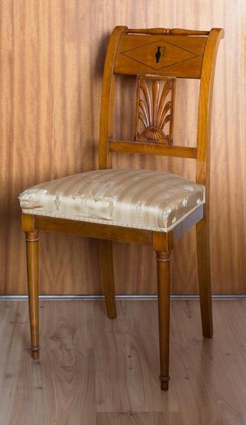 Art Deco stoel beschikbaar voor biedingen