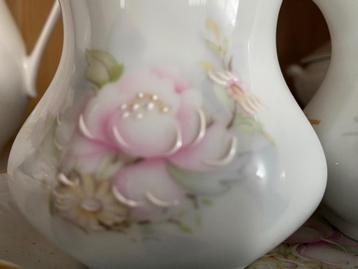 Fleur de Lotus (lys) en porcelaine de Limoges
