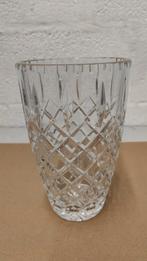 Vase en cristal translucide travaillé, Enlèvement ou Envoi