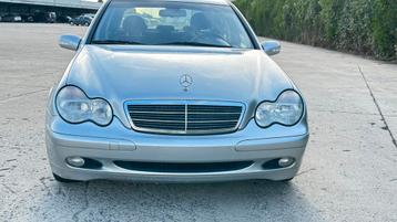 Mercedes C200* 2.2D*2003* 198000km* roule parfaitement beschikbaar voor biedingen