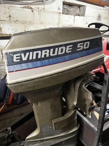 Evinrude 50pk 2t-motor beschikbaar voor biedingen