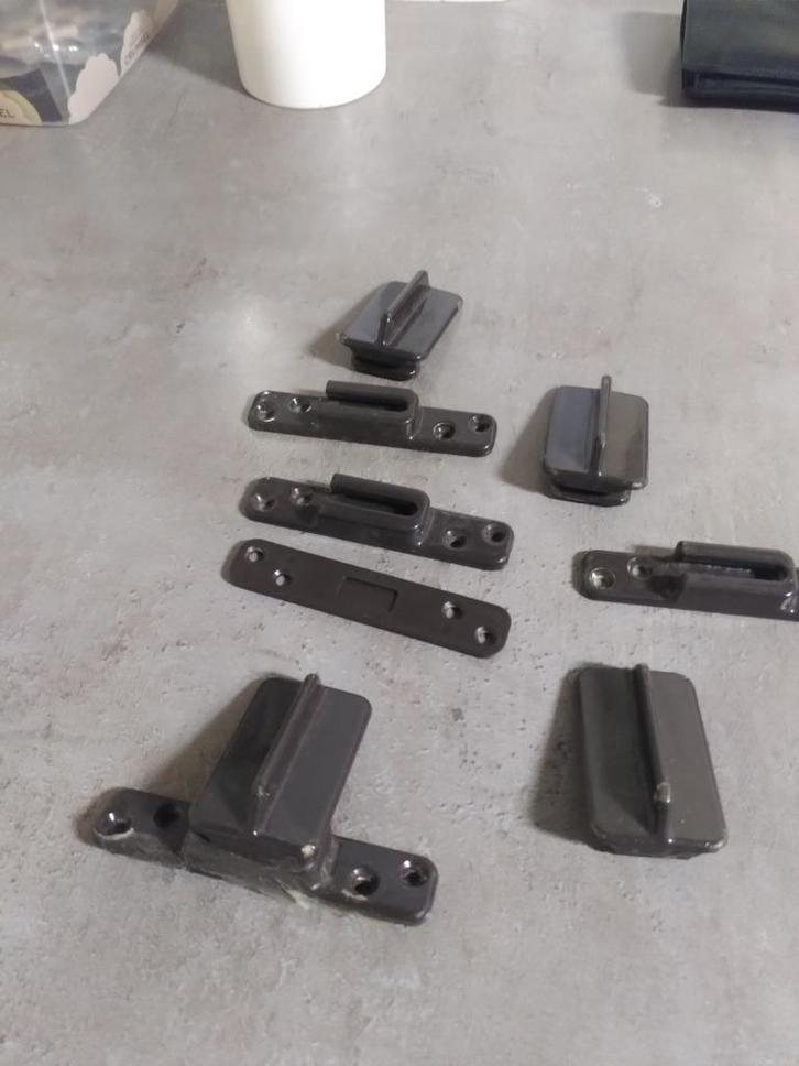 Set van vier veiligheidssloten voor deuren of kozijnen, Doe-het-zelf en Bouw, Hang- en Sluitwerk, Gebruikt, Schuif of Grendel