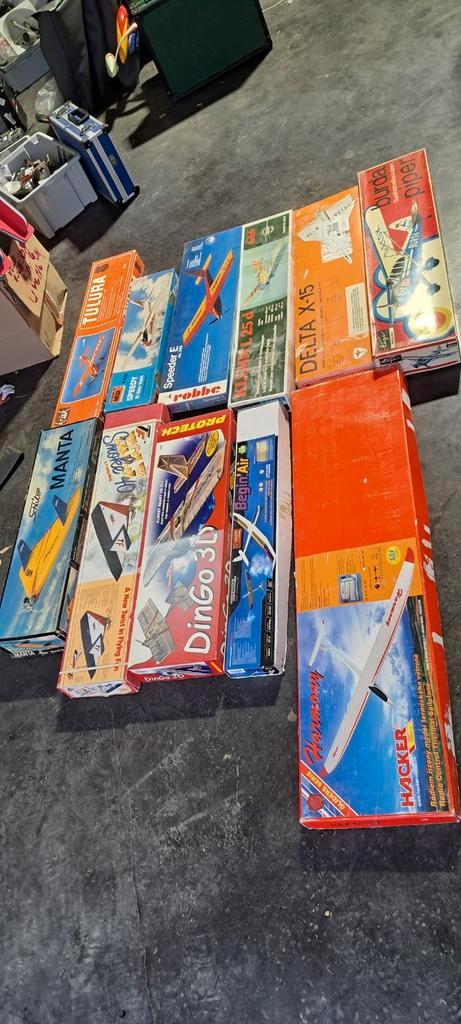 Lots d avions, Hobby en Vrije tijd, Modelbouw | Radiografisch | Vliegtuigen, Zo goed als nieuw, Ophalen of Verzenden