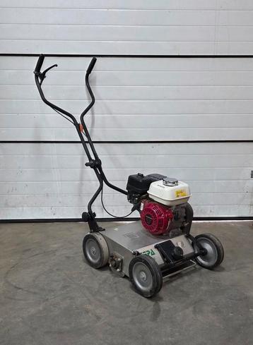 Gepa rvl420 verticuteermachine beschikbaar voor biedingen