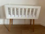 Design wiegje incl aerosleepmatras en hoes, Kinderen en Baby's, Babywiegjes en Ledikanten, Ophalen, Zo goed als nieuw