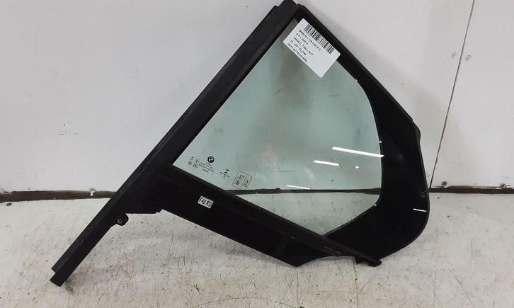 PORTIERRUIT LINKS ACHTER BMW 1 serie (F40) (51357452413), Auto-onderdelen, Ruiten en Toebehoren, BMW, Gebruikt