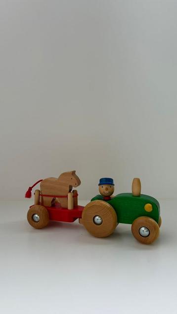 Houten speelgoed ‘Tractor’ beschikbaar voor biedingen