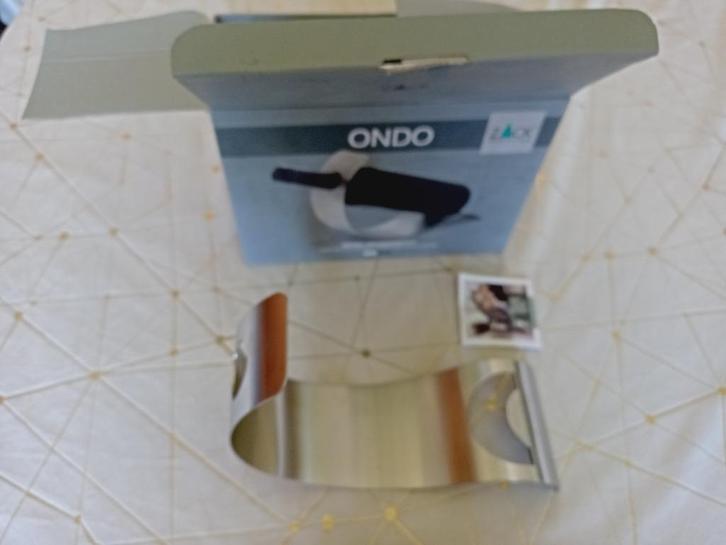Wijnfleshouder - Zack Ondo - Rvs, Huis en Inrichting, Woonaccessoires | Wijnrekken, Nieuw, Metaal, Minder dan 5 flessen, Ophalen of Verzenden