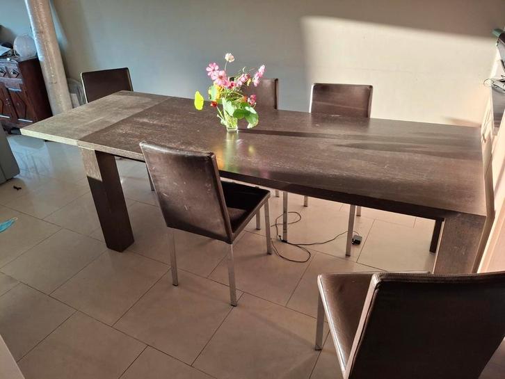 Gratis ophalen grote tafel met stoelen, Huis en Inrichting, Complete eetkamers, Gebruikt, 6 tot 8 stoelen, Ophalen