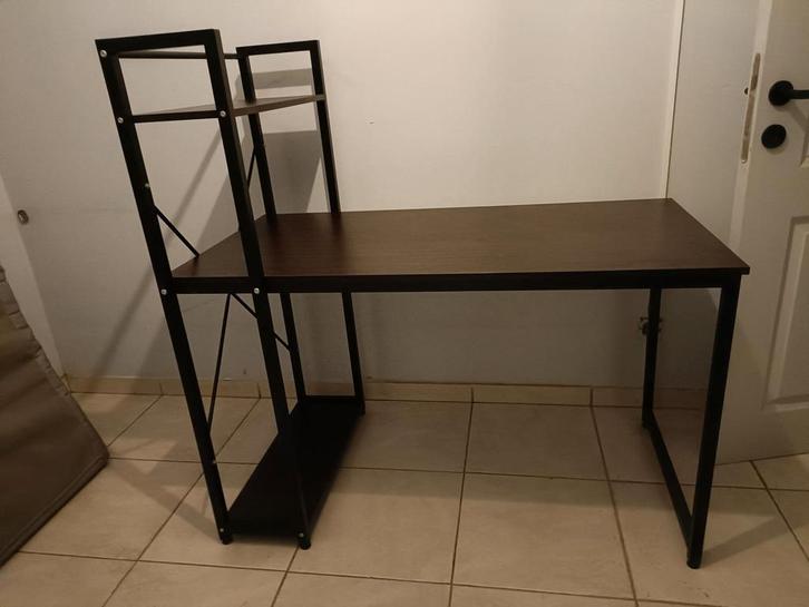 Bureau met ruimte voor de PC-toren, Huis en Inrichting, Bureaus, Bureau, Ophalen