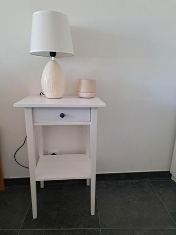 IKEA Tables de chevet (2pcs) perfect condition, Enlèvement, Comme neuf