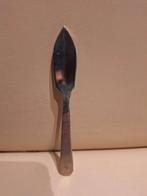 3 couteaux à beurre en métal argenté, Antiquités & Art, Enlèvement ou Envoi