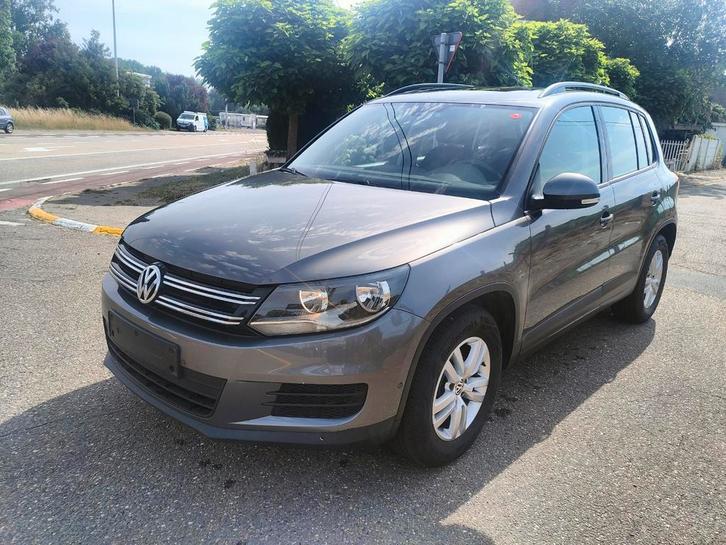 Volkswagen Tiguan 1.4 TSI Benzine 92 kw
Bj. 2016, Auto's, Volkswagen, Bedrijf, Te koop, Tiguan, ABS, Adaptieve lichten, Airbags